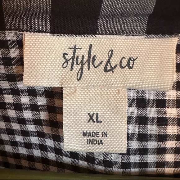 Style & Co XL BLACK & WHITE SHIRT WITH EMBROIDERY - Picture 8 of 8